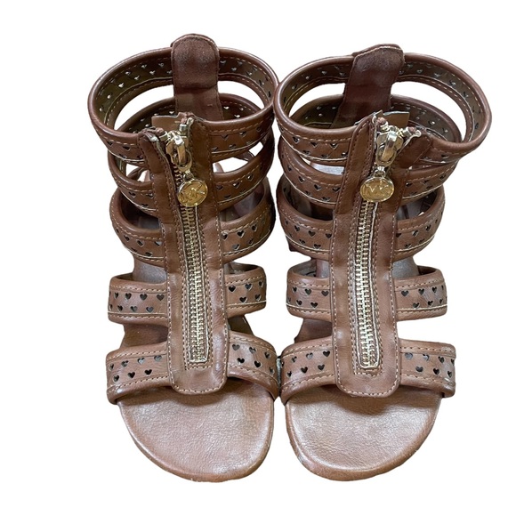 Michael Kors Gladiator Sandals Girls Size 13, Tan/Brown In colour - Picture 13 of 16